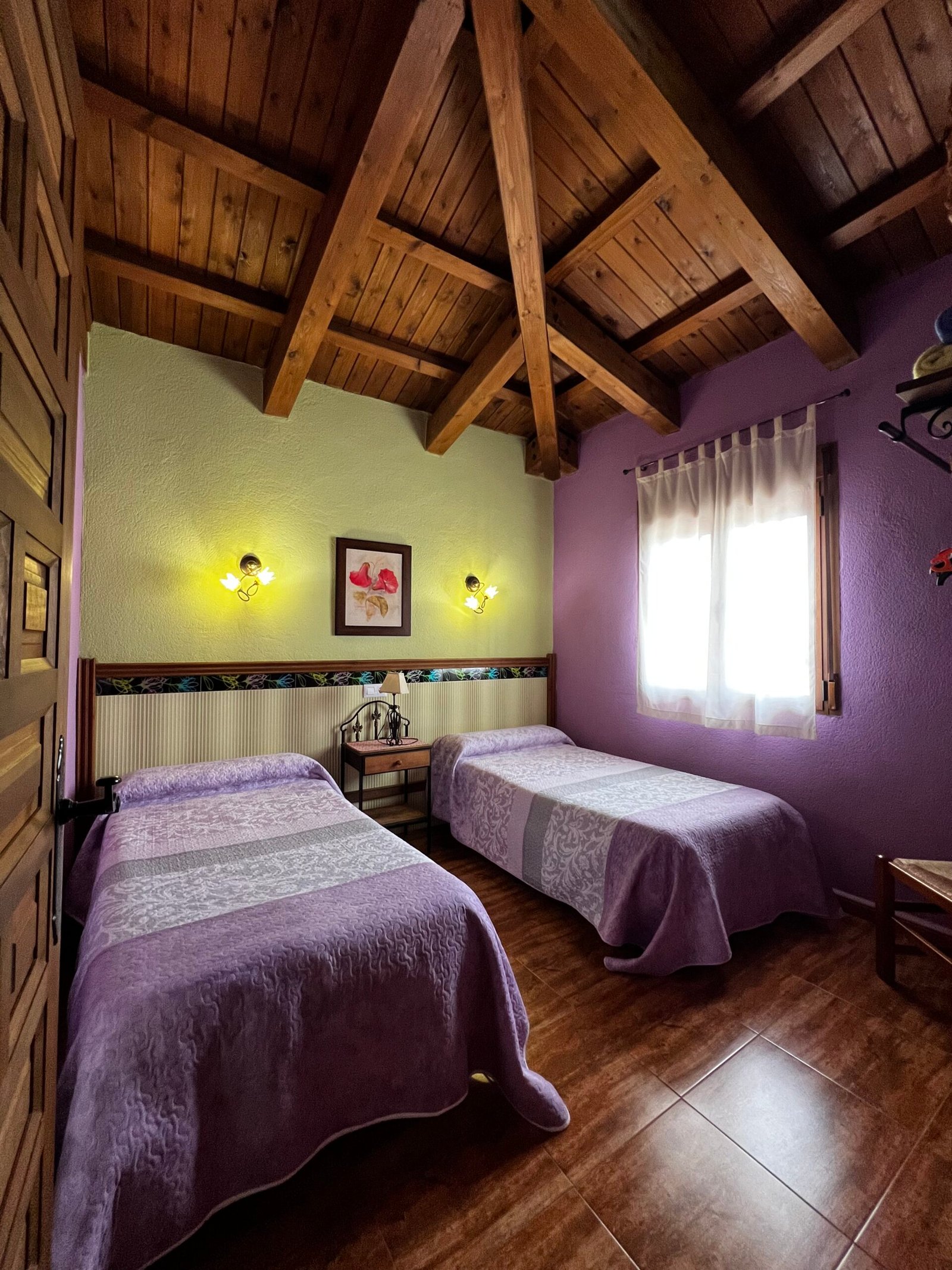 Cocina con menaje de Casa Leandra